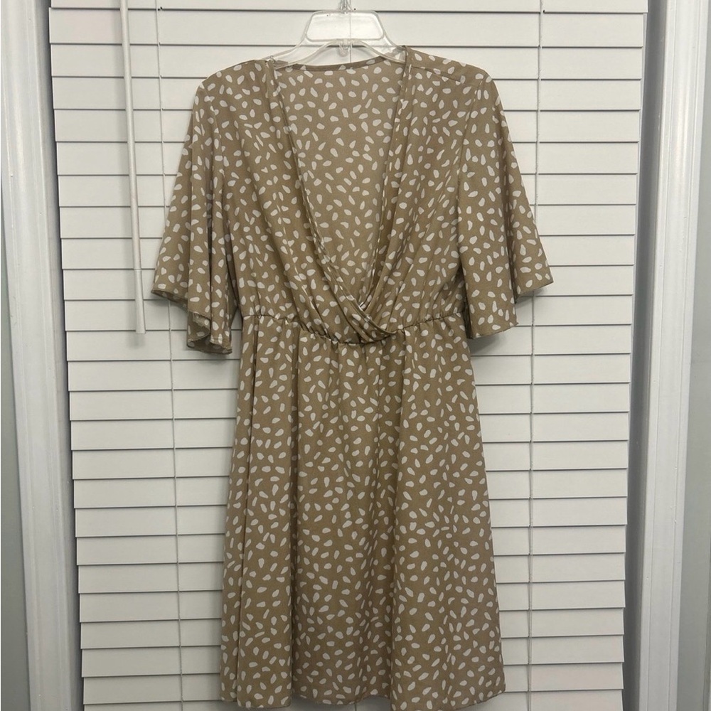 SHEIN Beige and White Printed Wrap-Style Midi Dress